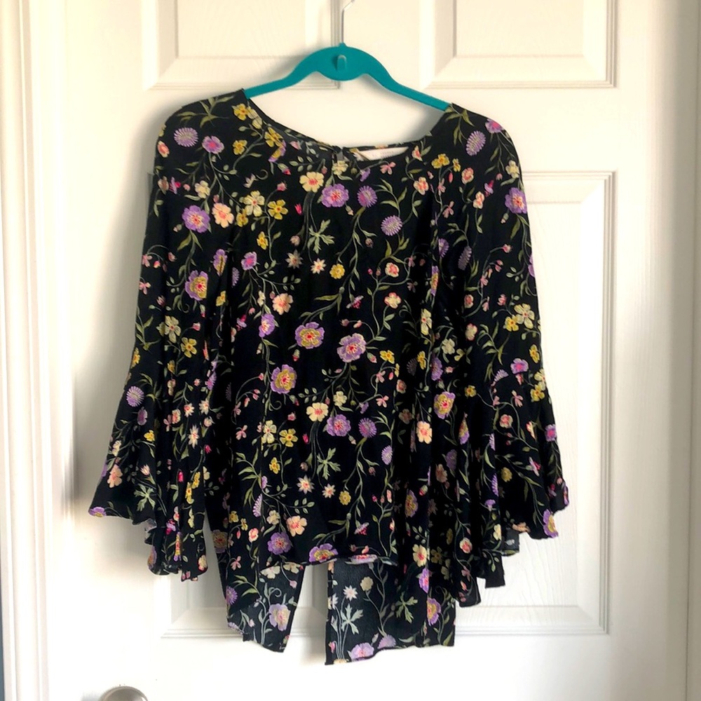 Black flowery long sleeve